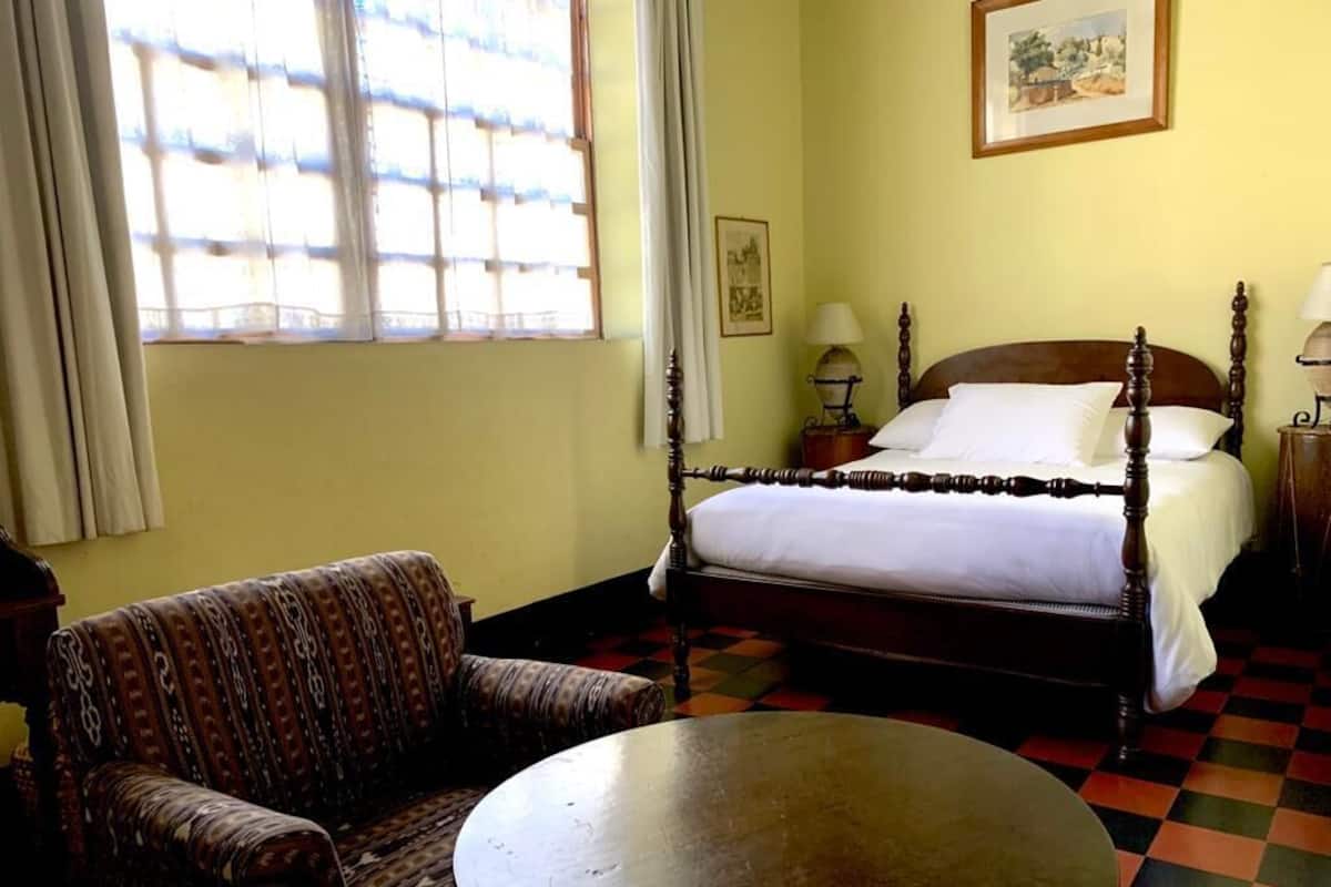Premium bedding, individually decorated, individually furnished, desk