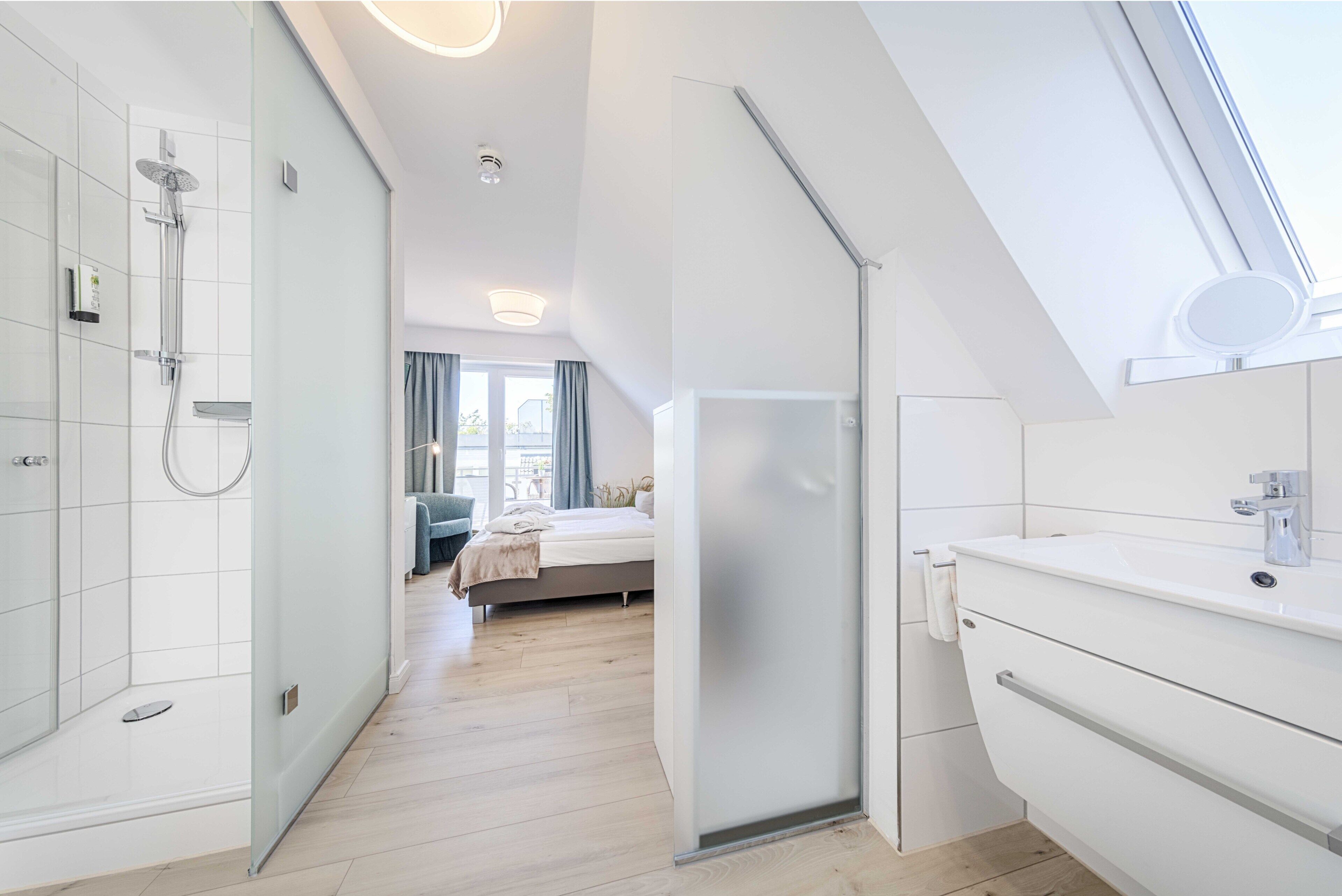 double room (budget) | 2 bedrooms, hypo-allergenic bedding, down duvets, in-room safe