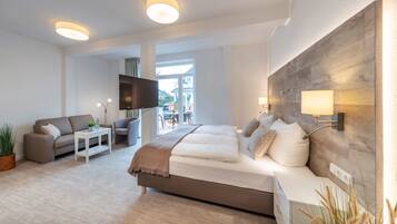 Allergikerbettwaren, Daunenbettdecken, Zimmersafe, individuell dekoriert