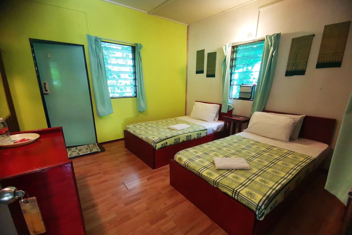 Standard Twin Room | In-room safe, free WiFi, bed sheets