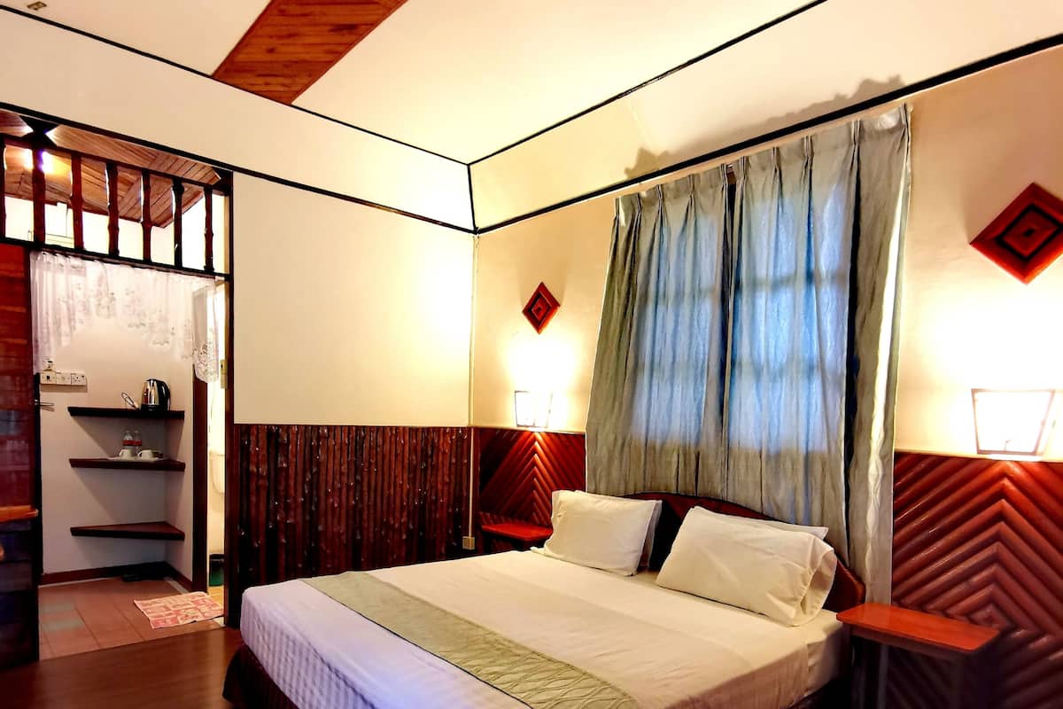 Superior Room | In-room safe, free WiFi, bed sheets