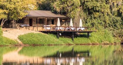 Kunene River Lodge