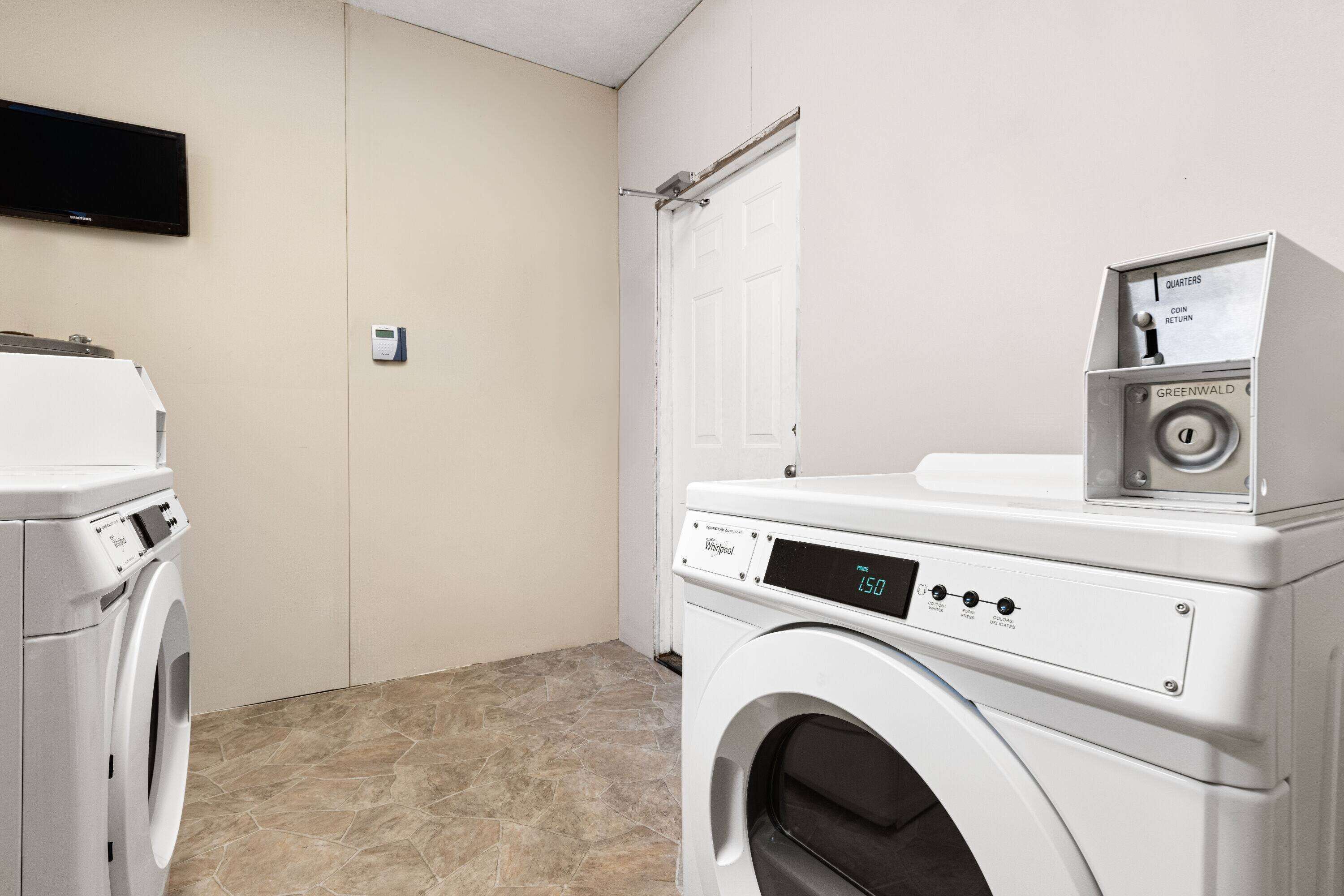 Ruang laundry
