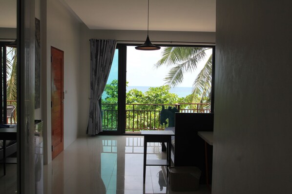 King Suite with Sea View  | Caja de seguridad en la habitación, cunas, camas extra y wifi gratis 