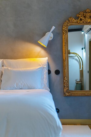 Individually decorated, blackout curtains, soundproofing, free WiFi