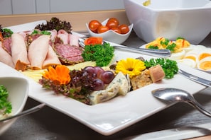 Desayuno buffet incluido todos los días