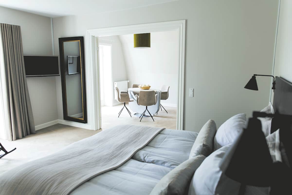 Suite Confort | 1 habitación, ropa de cama hipoalergénica y escritorio