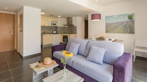 Unclassified image, 4 of 60, button - Apartamentos Estartit Costa (Torroella de Montgri)