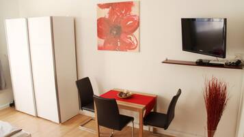 Estudio estándar, cocina | Tabla de planchar con plancha, cunas gratuitas y wifi gratis