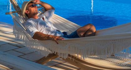 Margarita Studios Ambelas