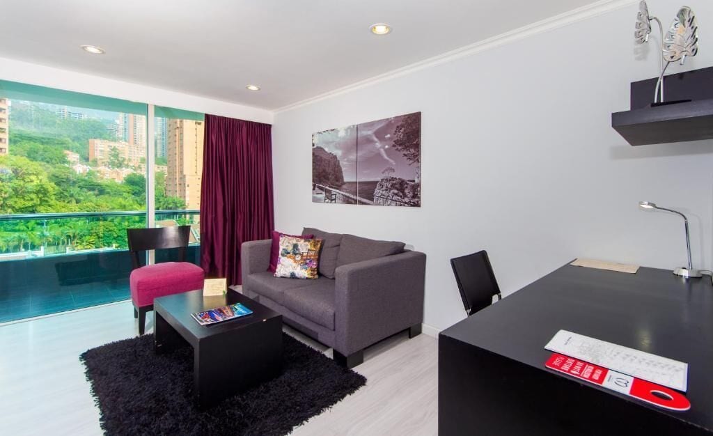 Caja de seguridad en la habitación y cortinas blackout 