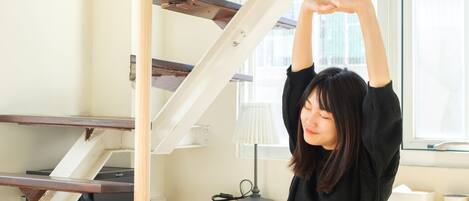 Duplex Double Room with Bathtub | Living area