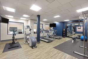 Fitness facility - Hampton Inn & Suites Harrisburg/North (Harrisburg)