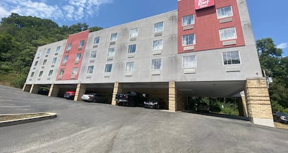 Red Roof Inn Pittsburgh - McKnight Rd