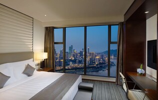 Suite, 1 Schlafzimmer (Duplex) | Allergikerbettwaren, Daunenbettdecken, Minibar, Zimmersafe