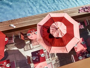 Outdoor pool - 25hours Hotel Zurich West (Zürich)