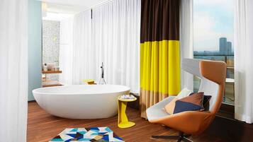 Haeberli Suite | Premium bedding, down duvets, minibar, in-room safe