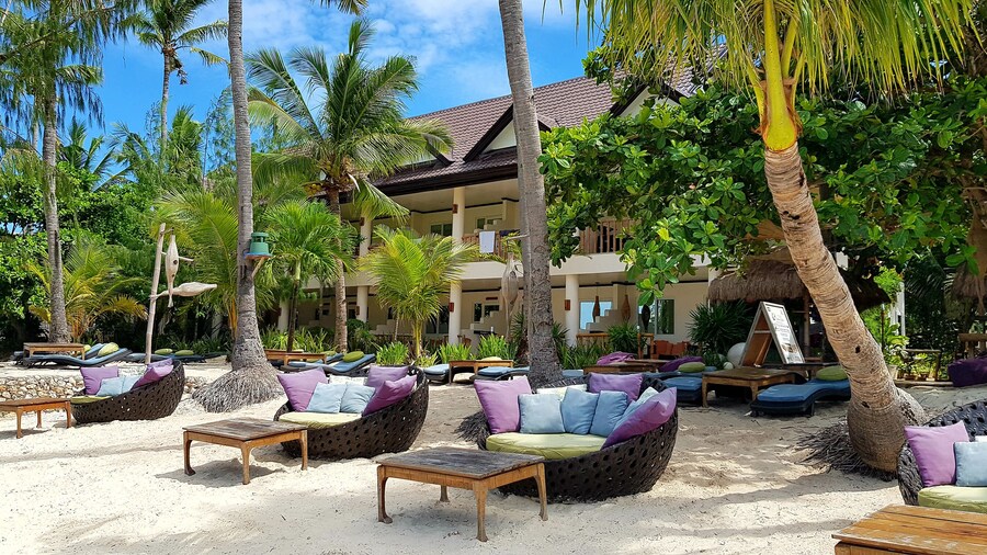 Ocean Vida Beach and Dive Resort