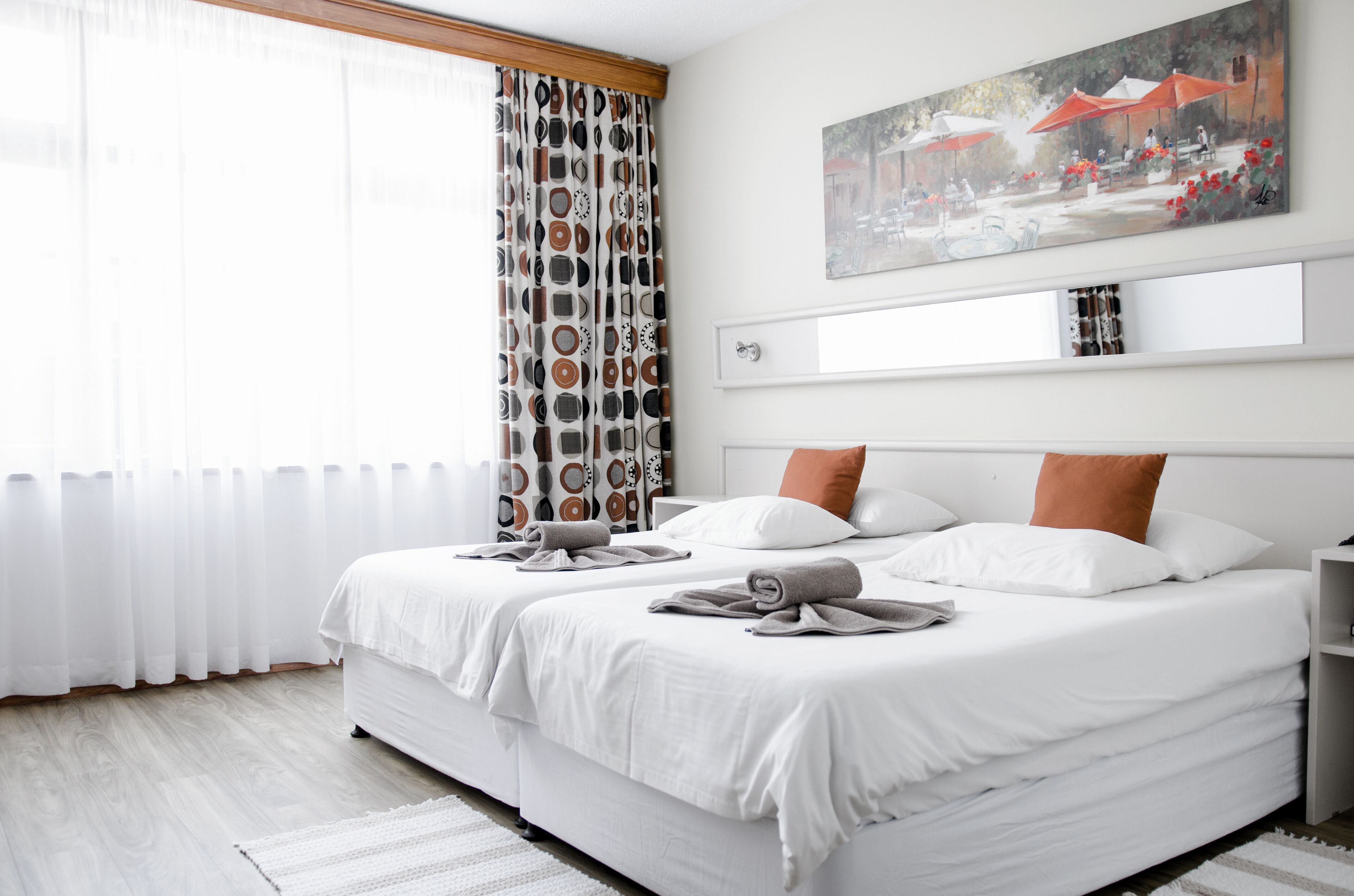 Minibar, in-room safe, desk, laptop workspace