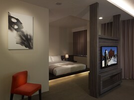 Grand Suite | Premium bedding, down comforters, minibar, in-room safe