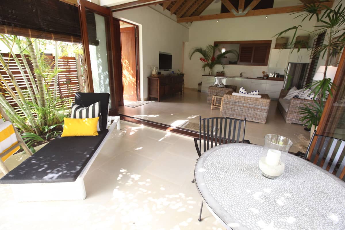 2 Schlafzimmer, hochwertige Bettwaren, Daunenbettdecken, Zimmersafe