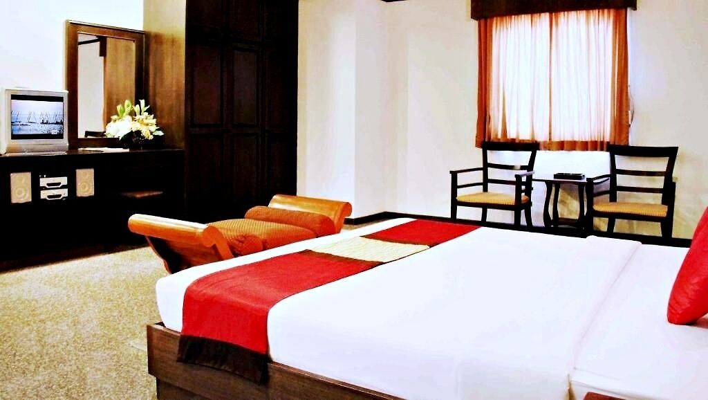 In-room safe, free WiFi