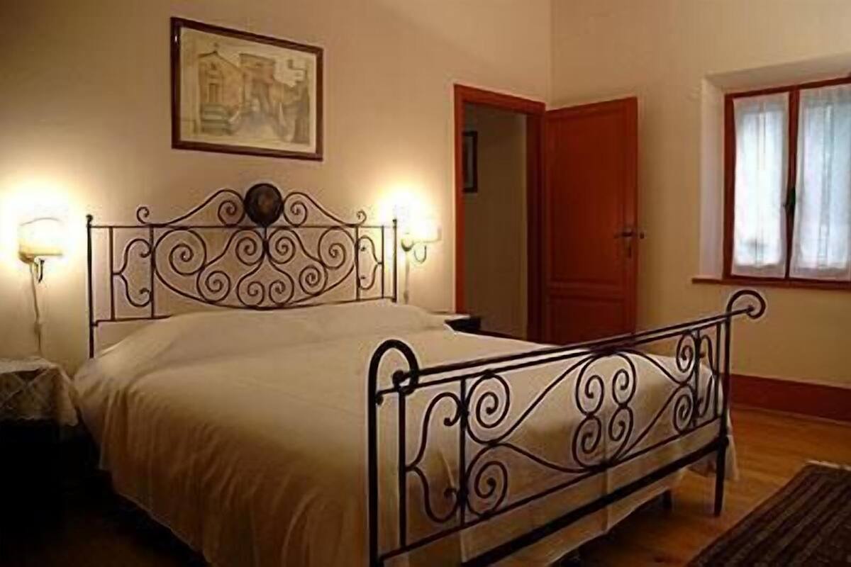 Apartment, 2 Bedrooms | Individually decorated, individually furnished, blackout curtains