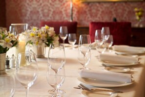 Dining - Loch Ness Lodge (Inverness)