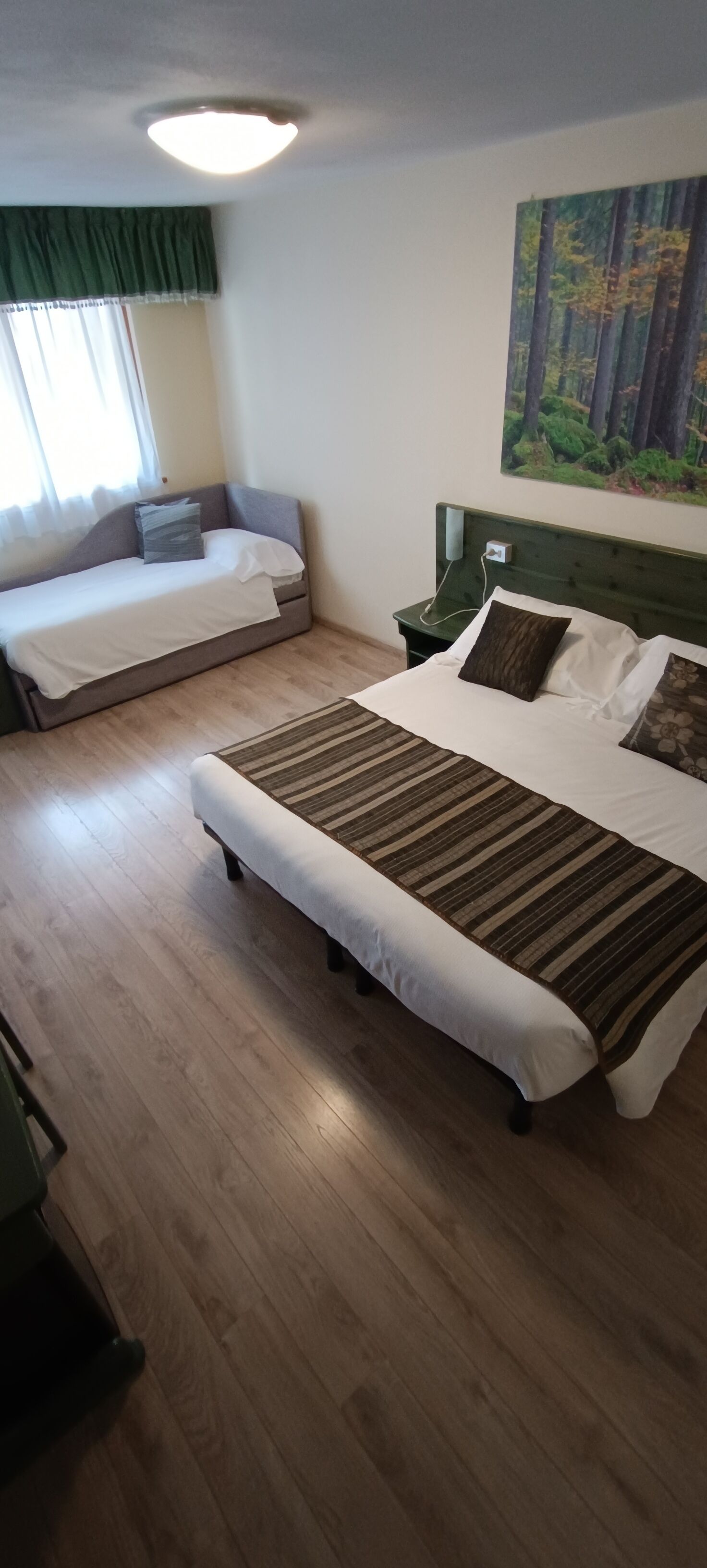 Triple Room, Balcony | Minibar, in-room safe, free WiFi