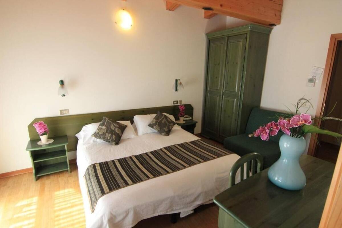 Double or Twin Room, Balcony, Mountain View | Minibar, in-room safe, free WiFi