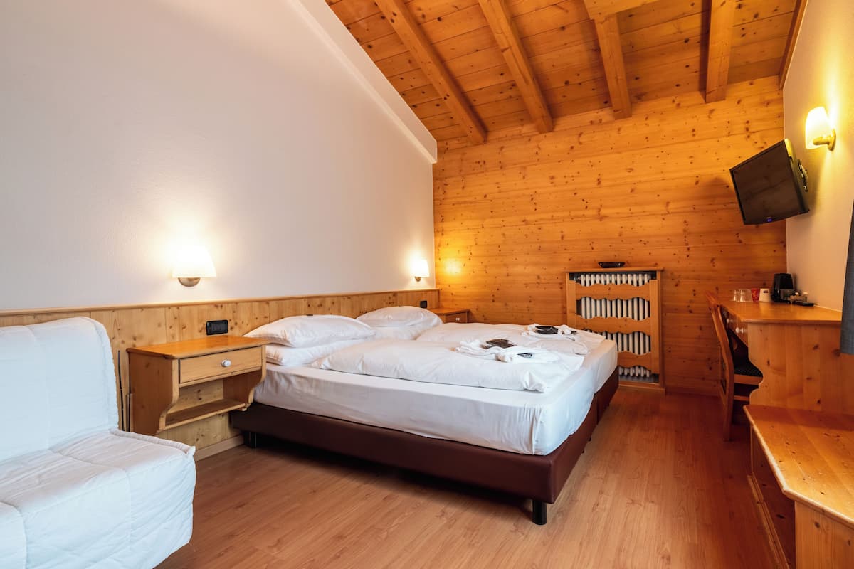 Seprai Frette Italia, seprai premium, dan selimut bulu angsa