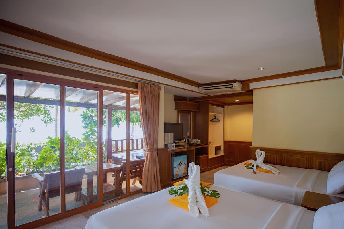 Beach Front | Coffres-forts dans les chambres, lits bébé (gratuits), Wi-Fi gratuit