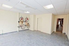 Bicycling - Indulge Apartments - Eighth Street (Mildura)