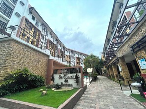 Front of property - La Carmela De Boracay Resort Hotel (Boracay Island)