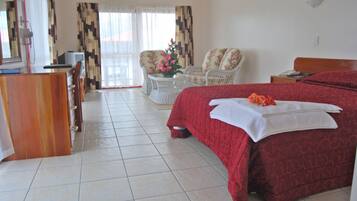 Stüdyo, Balkon, Kısmi Deniz Manzaralı | Özel mutfak