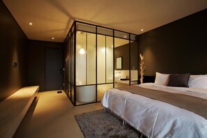 In-room safe, desk, blackout curtains, free WiFi - Urban Boutique Hotel (Anyang)