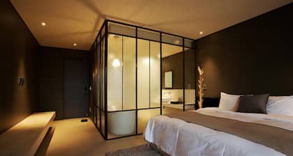 Urban Boutique Hotel