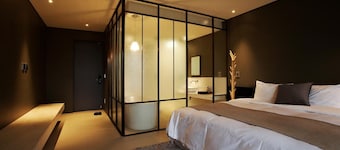 Urban Boutique Hotel