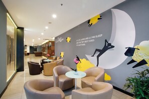 Lobby sitting area - ROOMS INC d’botanica Bandung (Bandung)