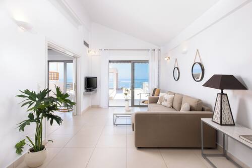 Executive Suite, Ocean View