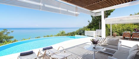 Villa - 2 soveværelser - havudsigt (with Private Pool) | Terrasse/gårdhave