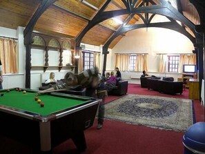 Billiards - Kinlay House Hostel (Dublin)