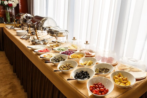 Renion Residence Hotel