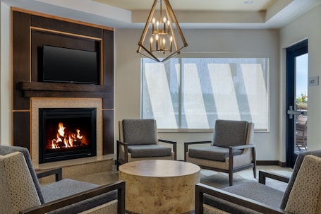 Lobby. TownePlace Suites Albuquerque North