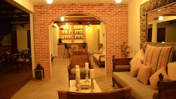 Bar junto a la alberca