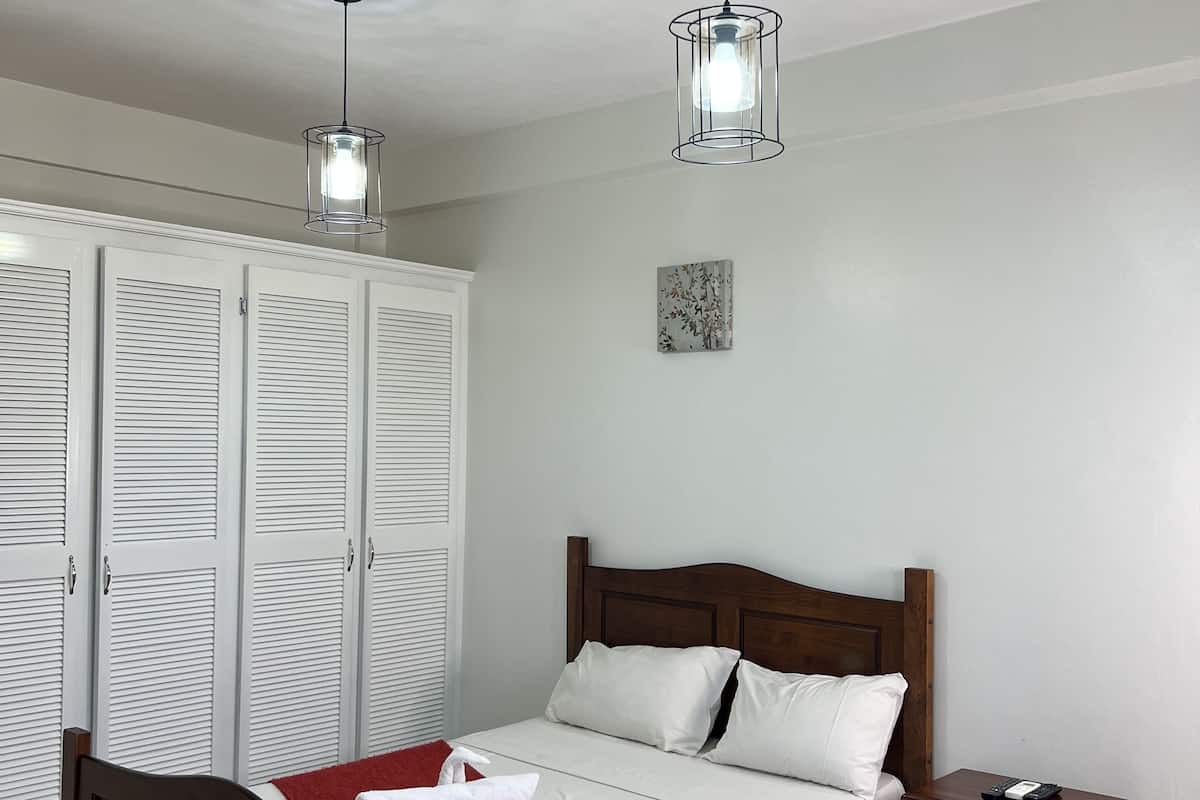 Standard Apartment, 1 Bedroom, Kitchen | 1 bedroom, in-room safe, individually decorated, individually furnished