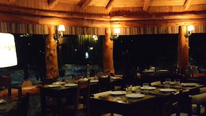 สถานที่จัดงานประชุม