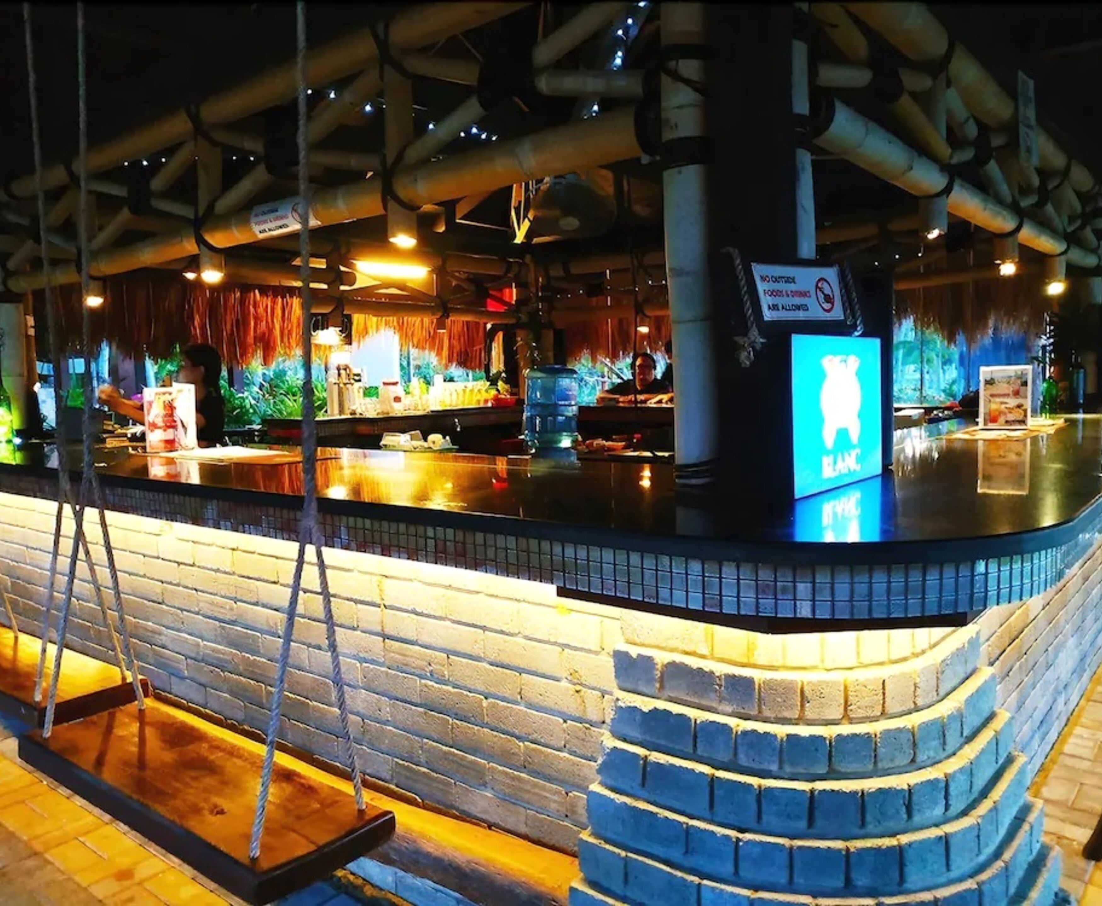 ビーチバー