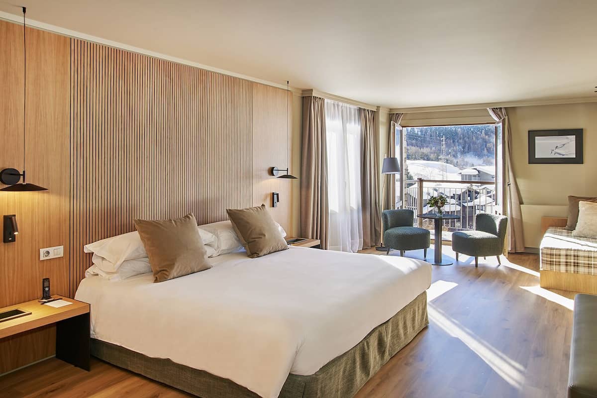 Ropa de cama de alta calidad y minibar