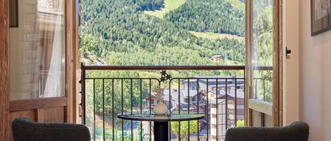 Ropa de cama de alta calidad y minibar